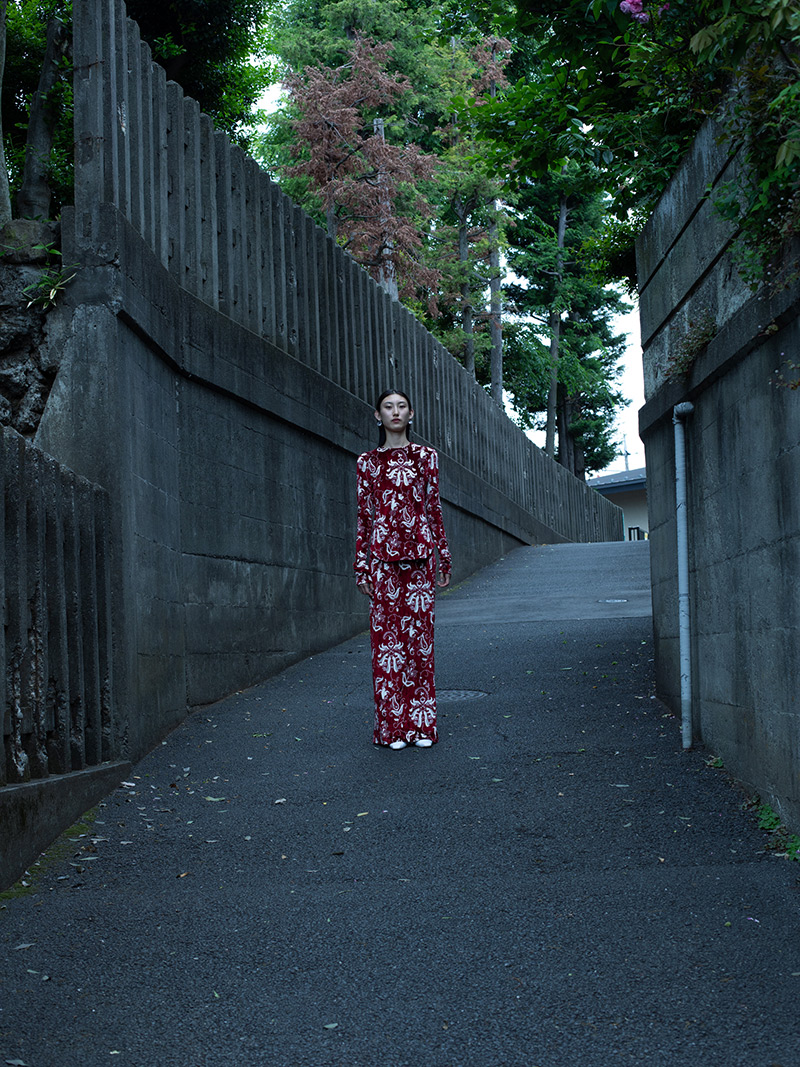 mame kurogouchi ピアス　leafブラック rico様専用】mame kurogouchi ピアス⚫︎leafブラック
